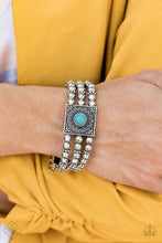 Load image into Gallery viewer, Paparazzi Solstice Soul Blue Bracelet