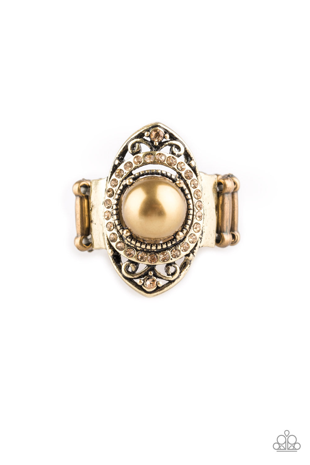 Paparazzi Pearl Posh - Brass Ring