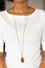 Load image into Gallery viewer, Paparazzi Friends In GLOW Places - Brass Necklace