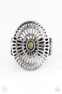 Paparazzi GRATE Expectation Green Ring