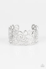Load image into Gallery viewer, Paparazzi Victorian Gardens - White Bracelet
