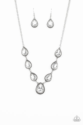 Paparazzi Socialite Social - White Necklace