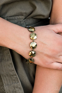Paparazzi Fabulously Flashy - Brass Bracelet - August 2020 Magnificent Musings