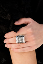 Load image into Gallery viewer, Paparazzi Me, Myself, and IVY - Silver Ring - December 2020 Fashion Fix