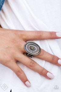 Paparazzi GRATE Expectation Green Ring